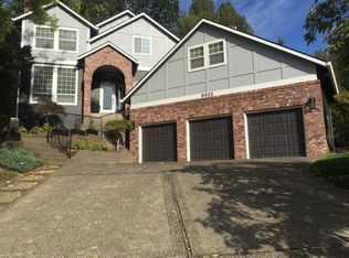 8932 SW Lancelot Ln, Portland, OR 97219