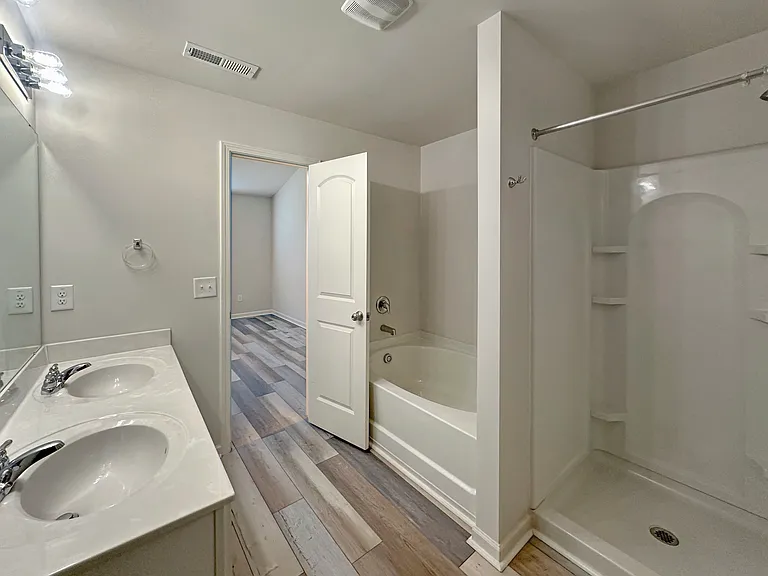 1019 Gold Cir — Photo 19