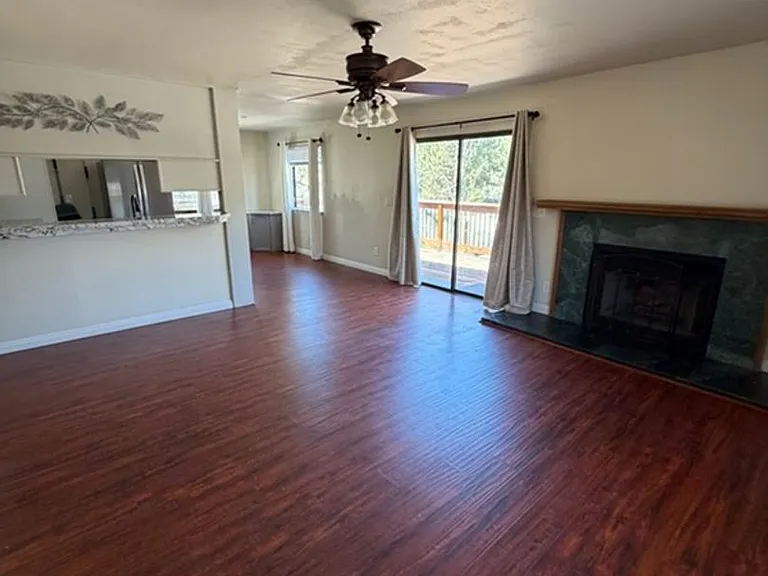 2617 Cedarwood Dr — Photo 2