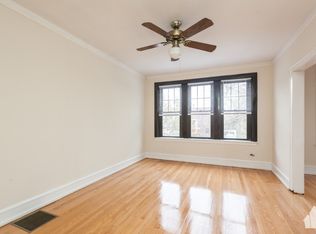 1450 W Byron St APT 2, Chicago, IL 60613
