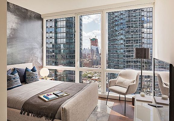 4th image of 605 W 42nd St APT 64S