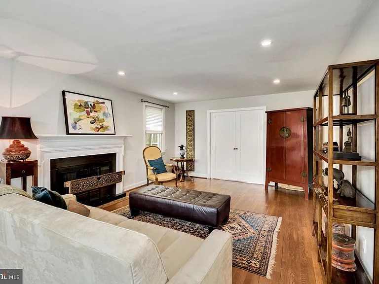 4708 Yuma St NW — Photo 6