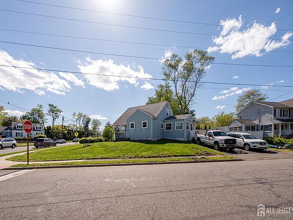5th image of 24 Old Stage Rd