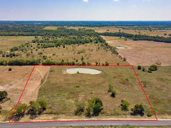 1395 Channing Ln, Wills Point, TX 75169