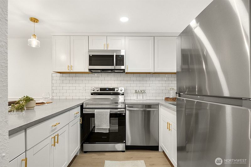 2nd image of 14527 NE 40th Street #G104