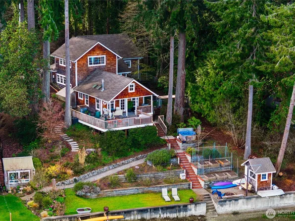 3536 Gravelly Beach Loop NW, Olympia, WA 98502