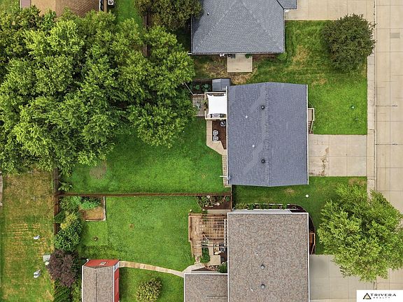 4th image of 1407 Bell St
