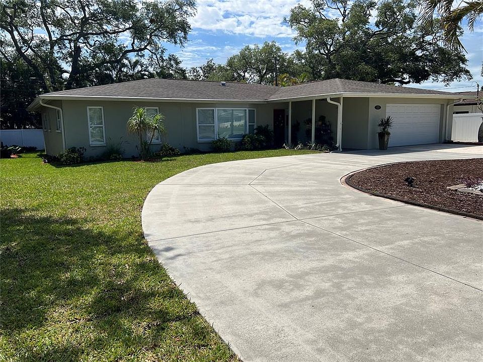 1st image of 855 Fountainhead Dr