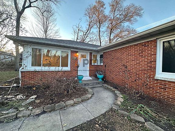 2nd image of 1506 Rumely St #B