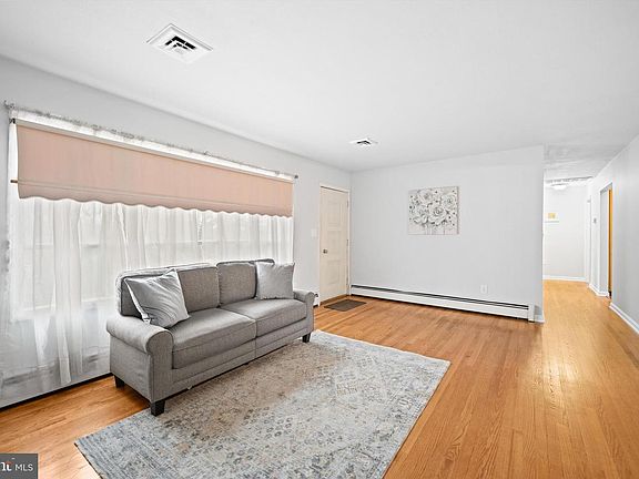 5th image of 8411 Impalla Dr