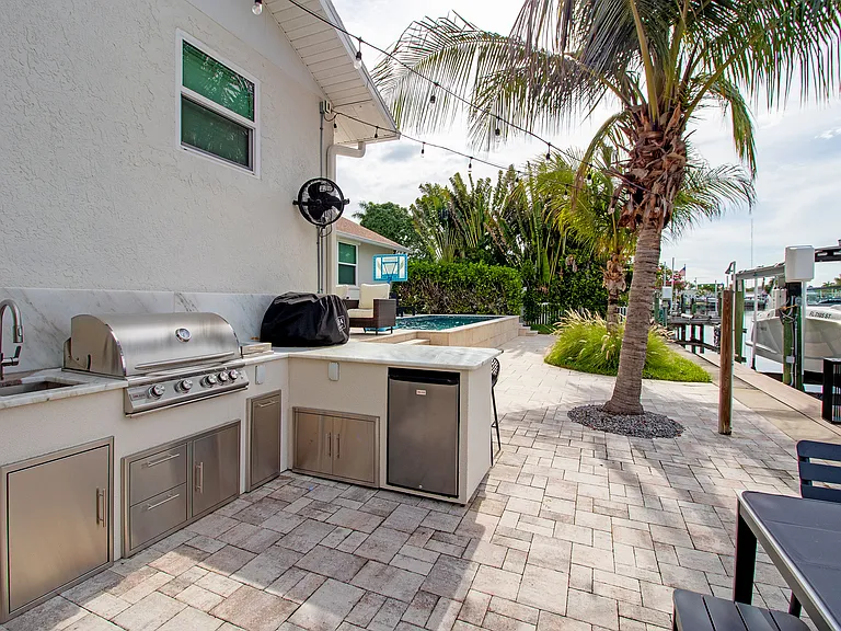 9540 Sun Isle Dr NE — Photo 56