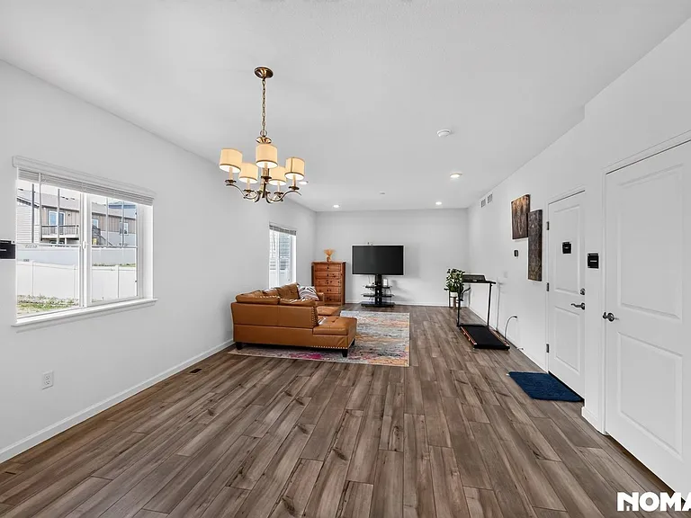 18274 Martinello Dr — Photo 7