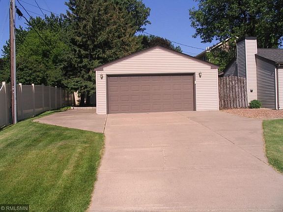 Additional parking by garage.