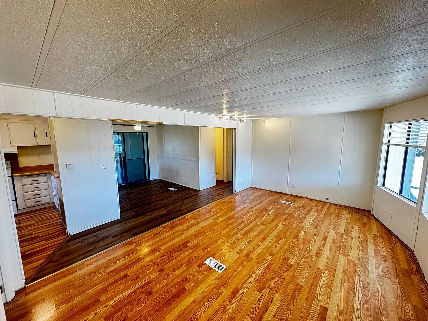 3440 111 & 115 A Shelby Way — Photo 3