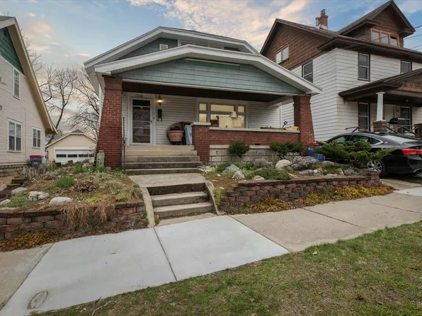 1030 Widdicomb Ave NW, Grand Rapids, MI 49504