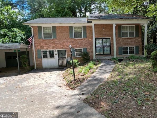 2425 Wood Valley Dr, Morrow, GA 30260