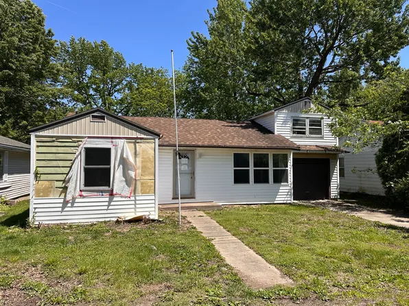 604 N 7th St, Herrin, IL 62948
