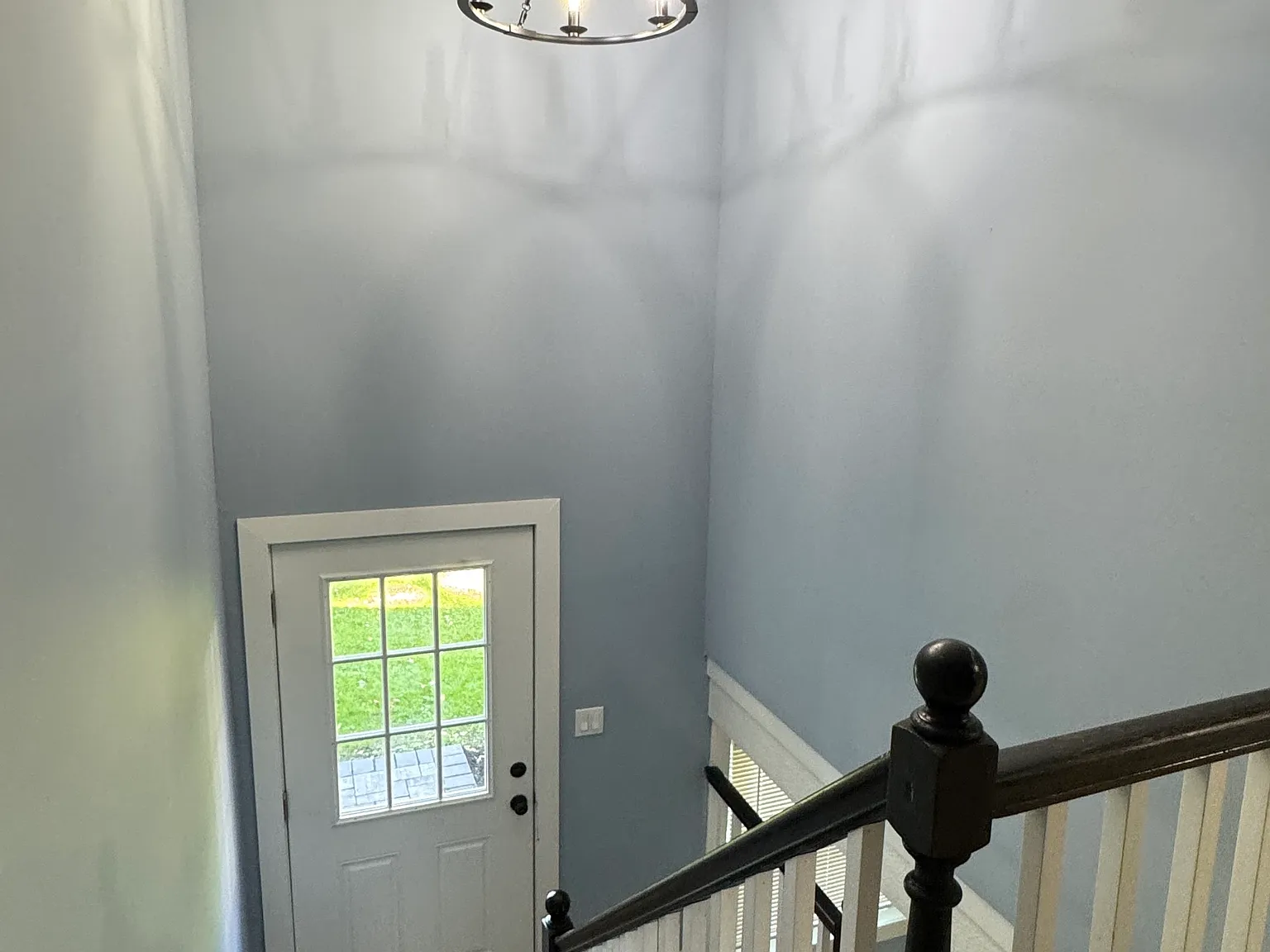 4 bed, 2.5 bath, $5,000 — Photo 2