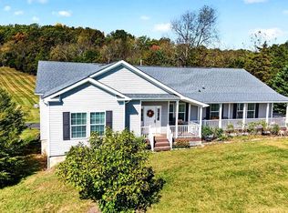 10 Blessing Hill Barn Ln, Raphine, VA 24472