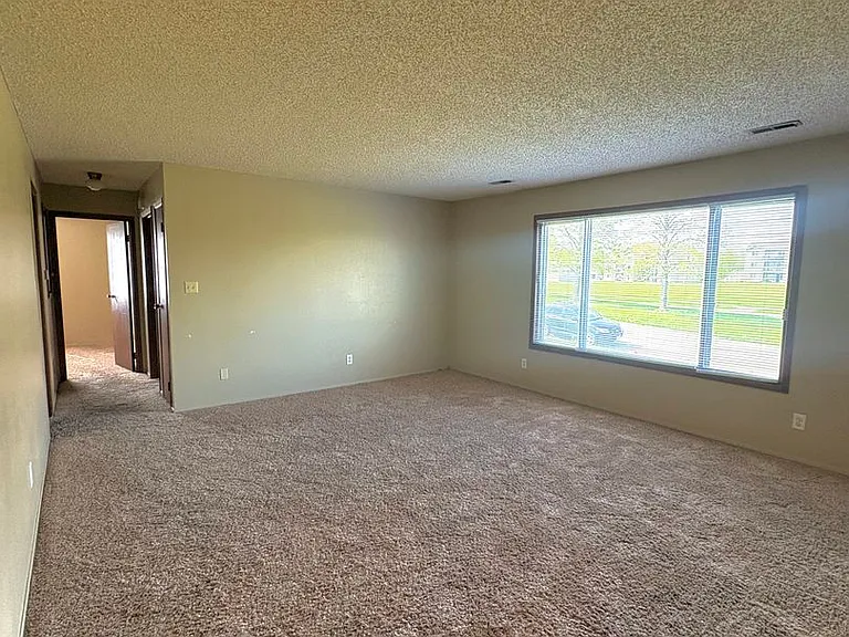 3621 Sager Ave — Photo 4