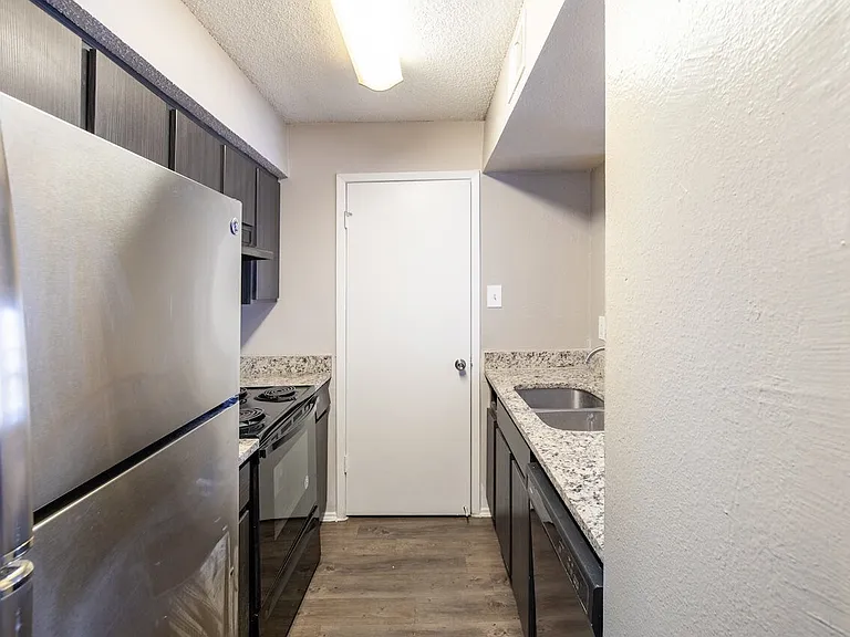 Athena Apartments — Photo 43