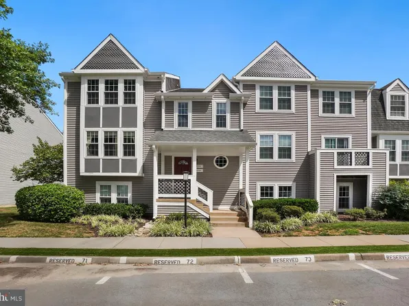 12920 Grays Pointe Rd #A, Fairfax, VA 22033