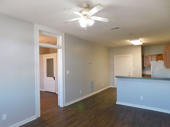 3rd image of 114 S Main St #2
