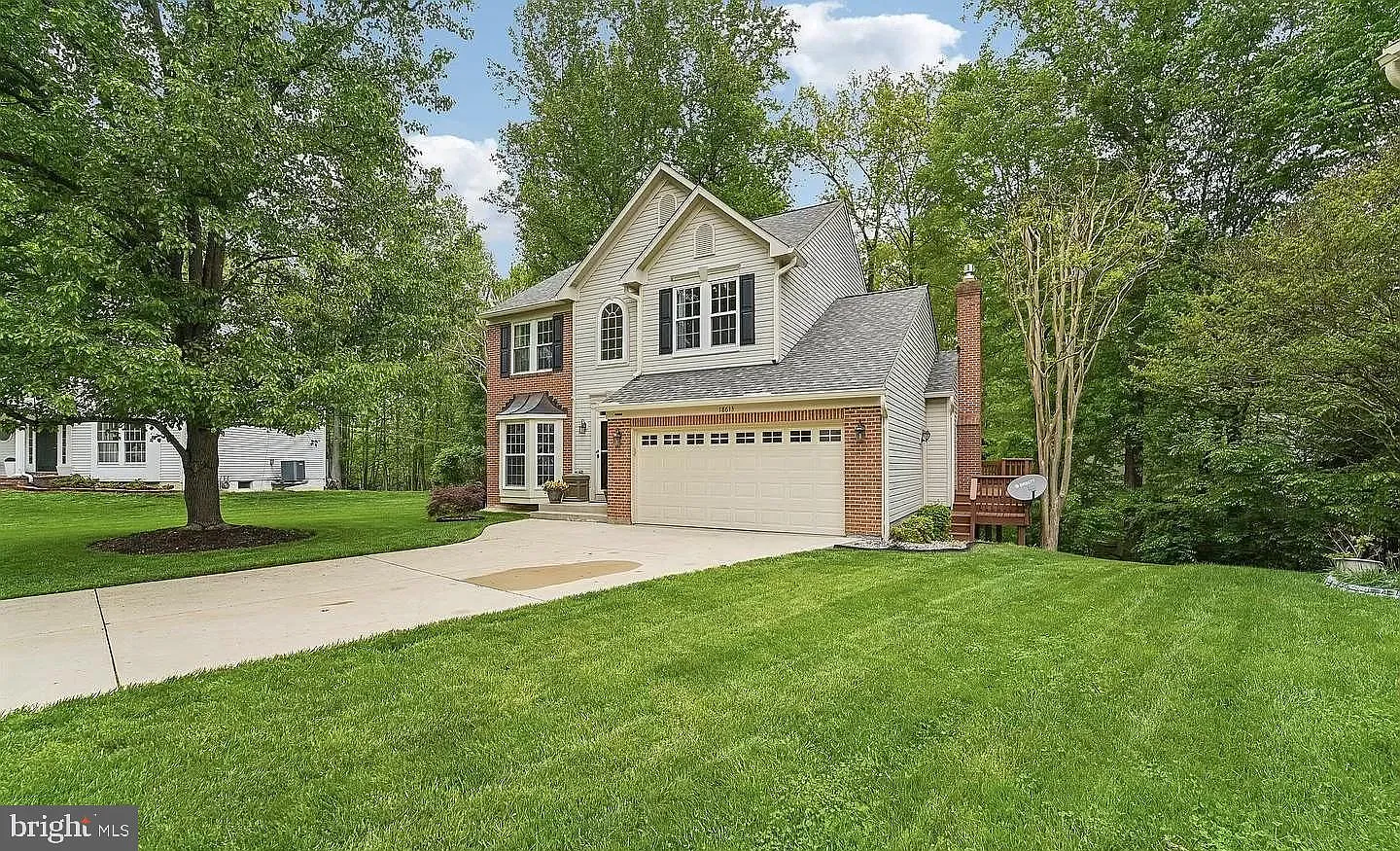5 bed, 3.5 bath, 2872 sqft, $4,400 — Photo 1