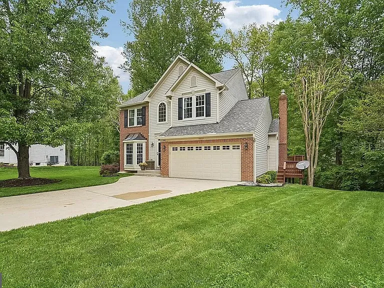 18613 Meadowland Ter — Photo 1