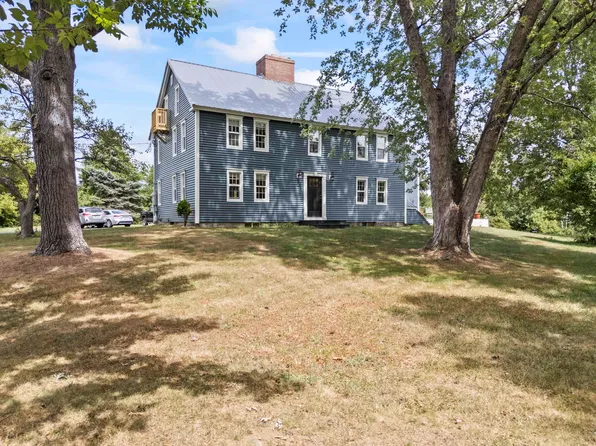107 Berwick Rd, Berwick, ME 03901