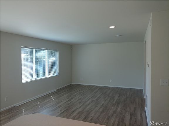5th image of 2310 167th Street Ct E