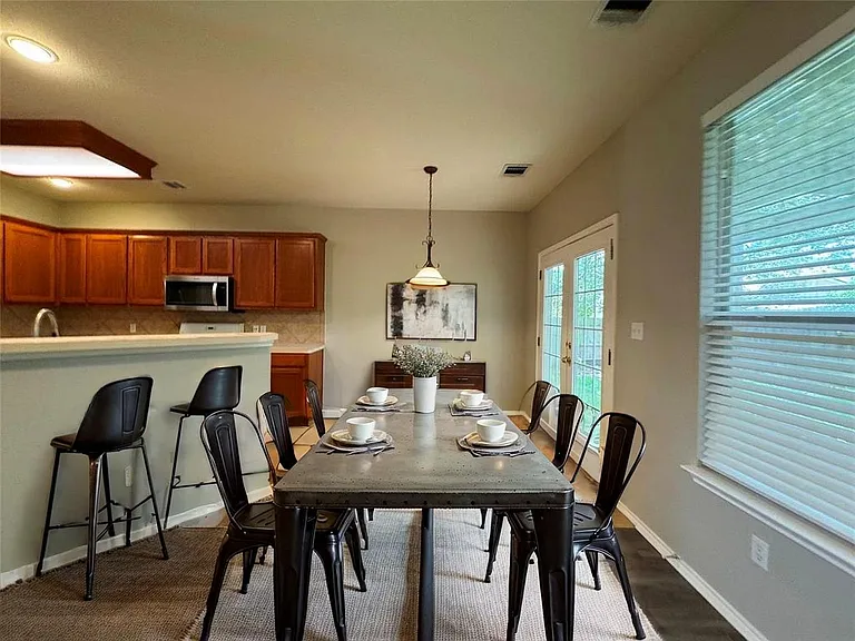 2311 Portwood Bend Cv — Photo 11