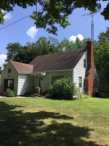310 W Delaware Ave Photo 1