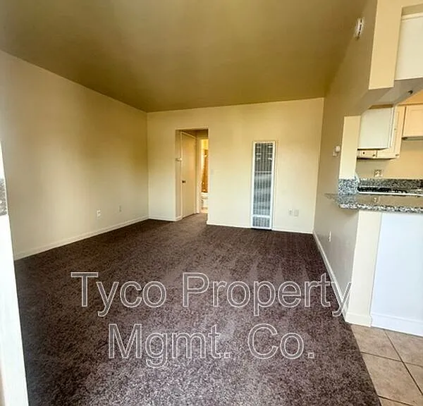 591 D St #J — Photo 3