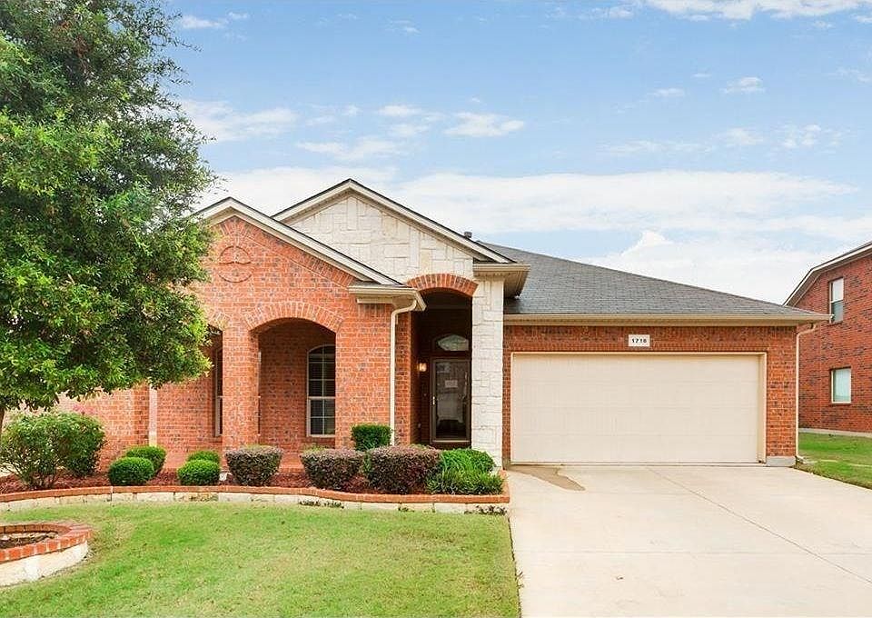 1st image of 1718 Wild Deer Way