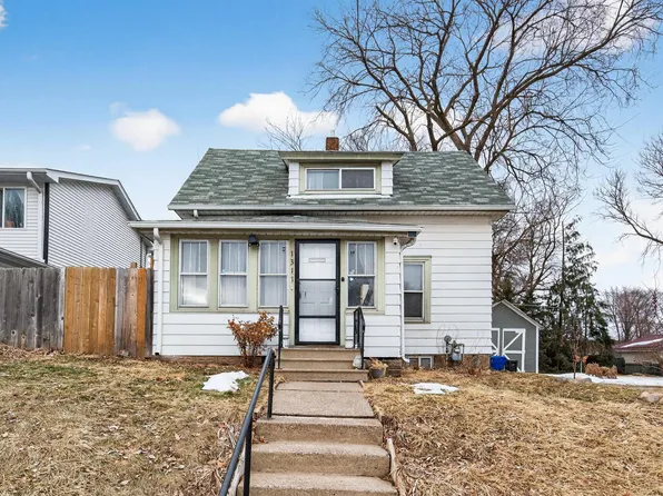 1311 Pacific St, Saint Paul, MN 55106