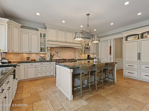 5th image of 1265 Longmeadow Ln