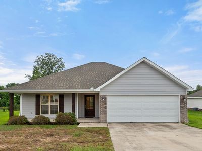 32 Cosmos, Hattiesburg, MS, 39402