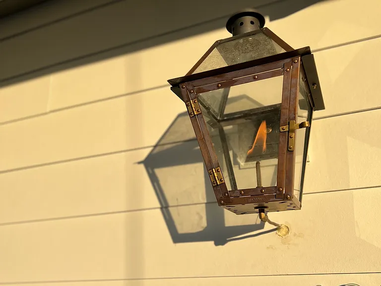 1839 Louisa St — Photo 2