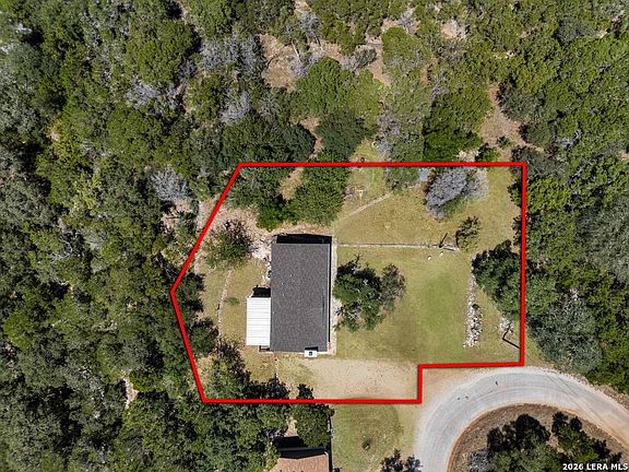 2nd image of 731 Mountain View Pl