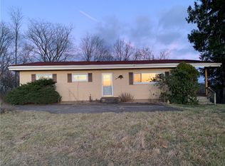 773 Deer Ln, Rochester, PA 15074