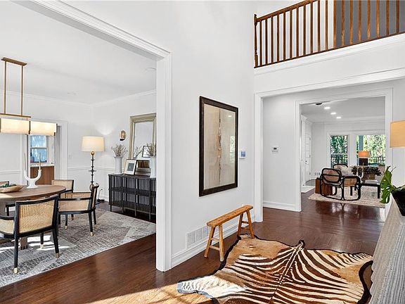 4th image of 1330 W Wesley Rd NW