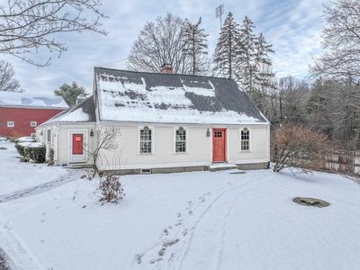 64 N Amherst Road, Bedford, NH, 03110