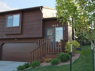 413 E Brandon Dr, Bismarck, ND 58503