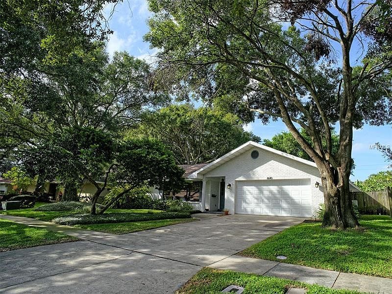 1st image of 8640 Macoma Dr NE