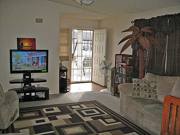 4th image of 5748 Allegro Ave