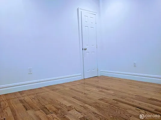 Rented by Oxford Property Group | media 12