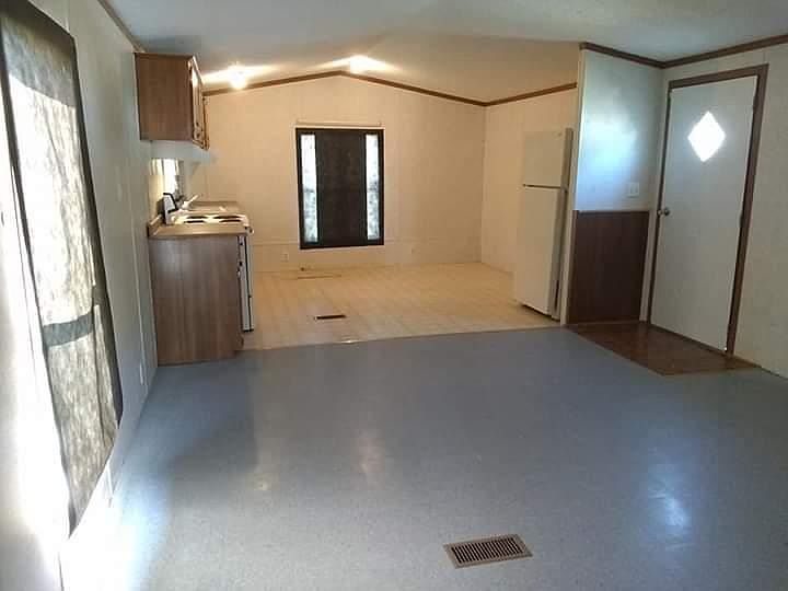 1st image of 112 Medes Cir