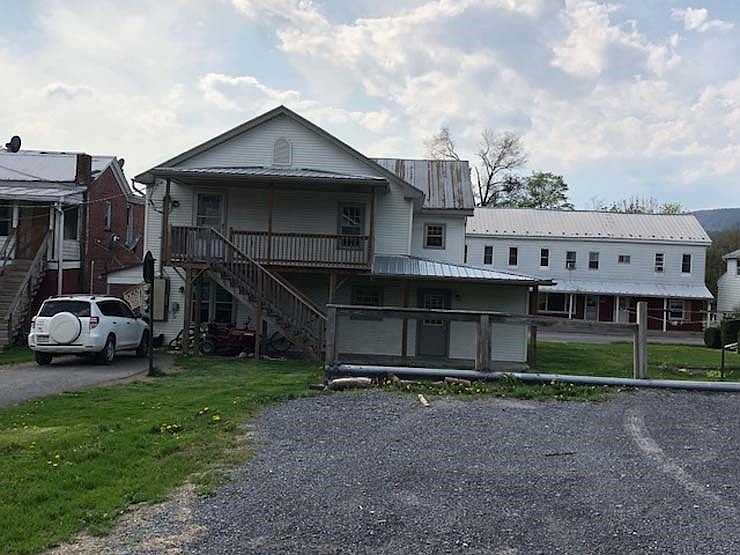 2nd image of 610 Main St