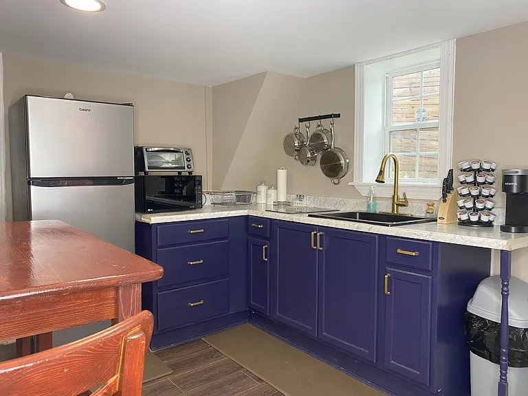 686 Center Hill Ave NW #2 — Photo 4